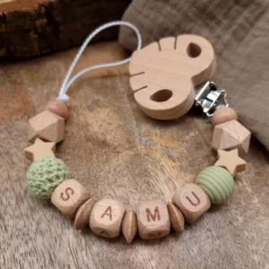 Schnullerkette mit Namen "Holzfarbene Sterne"