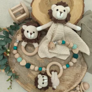 Geschenkset "Löwe" | Schmusetuch | Rassel | Kinderwagenkette